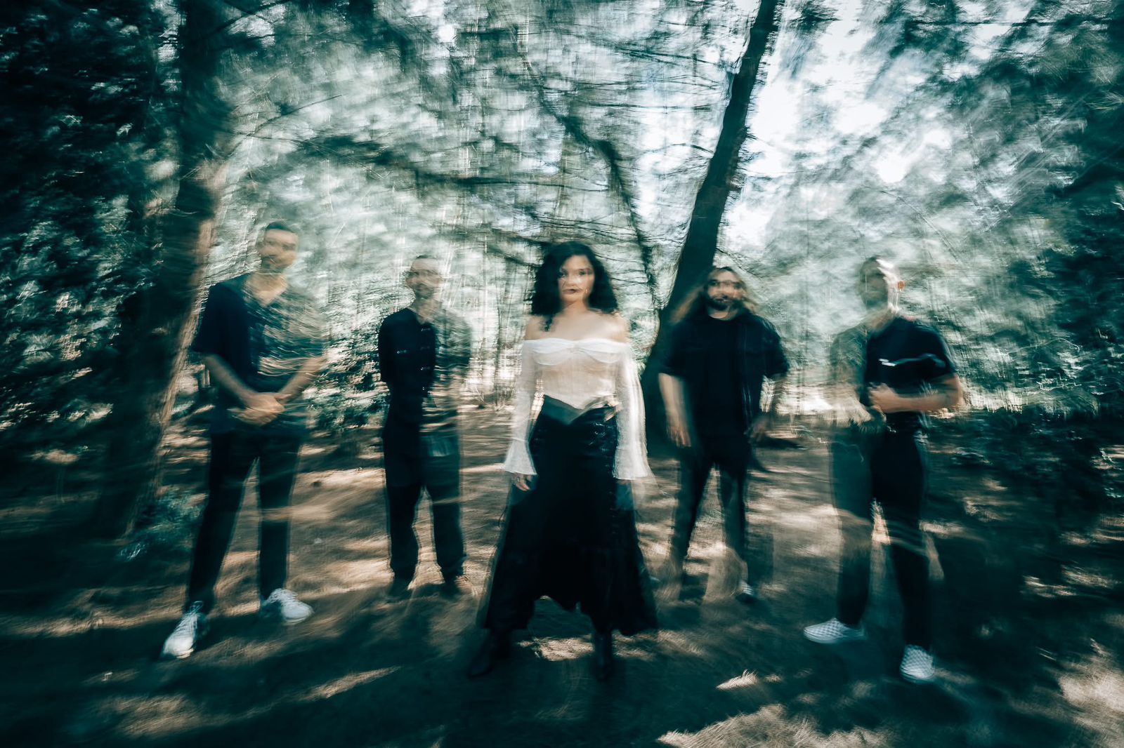 Moths adelanta su próximo álbum con el single “Wrath”