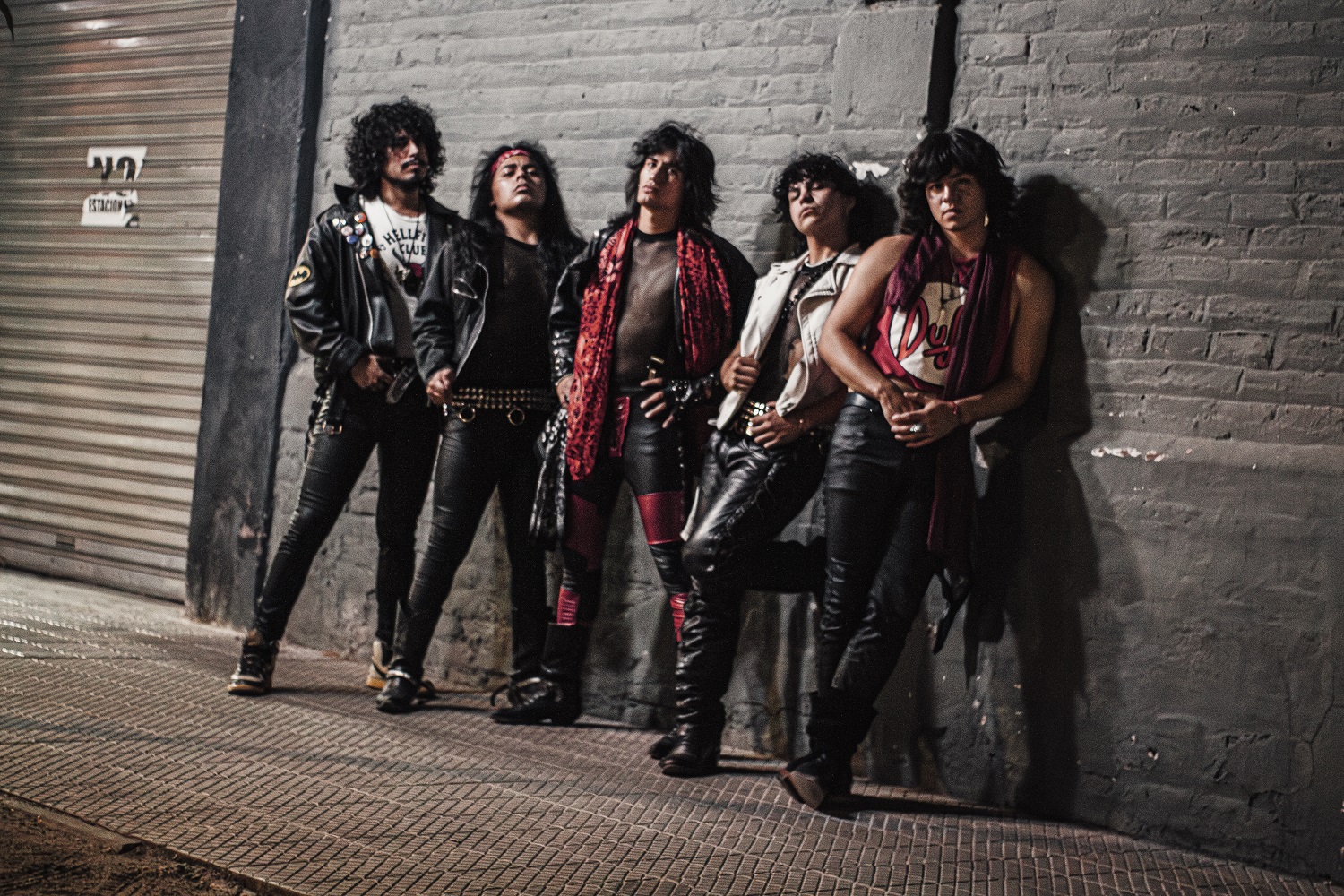 Raff lanza show completo en vivo y refuerza su posición como revelación del hard/glam rock chileno