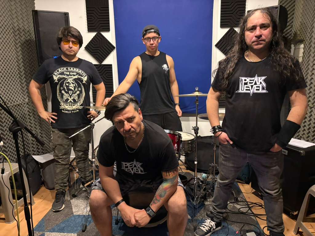 Peak Level desata su evolución sonora con Mutante, el álbum que marca un nuevo ciclo en el hard rock chileno