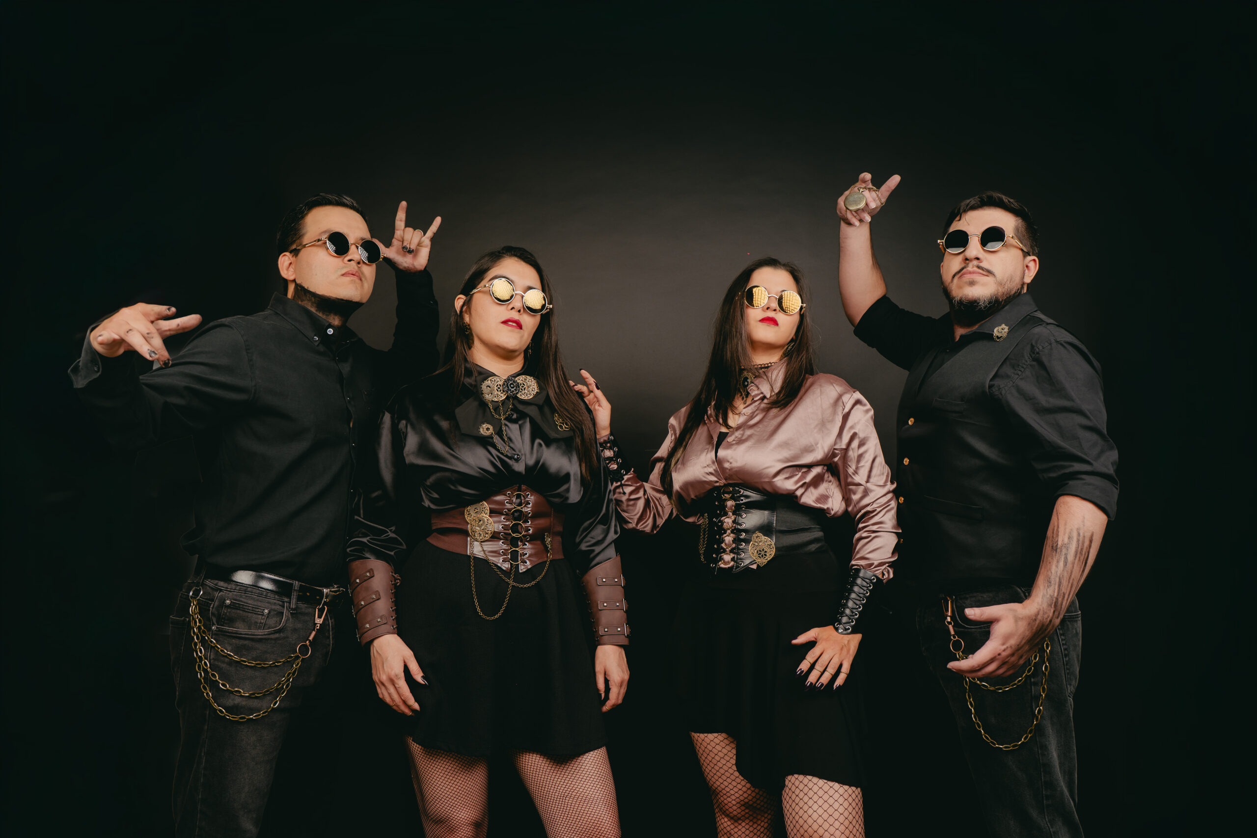 InstinctuS presenta Eternos Hipócritas, un espejo incómodo de la vida moderna