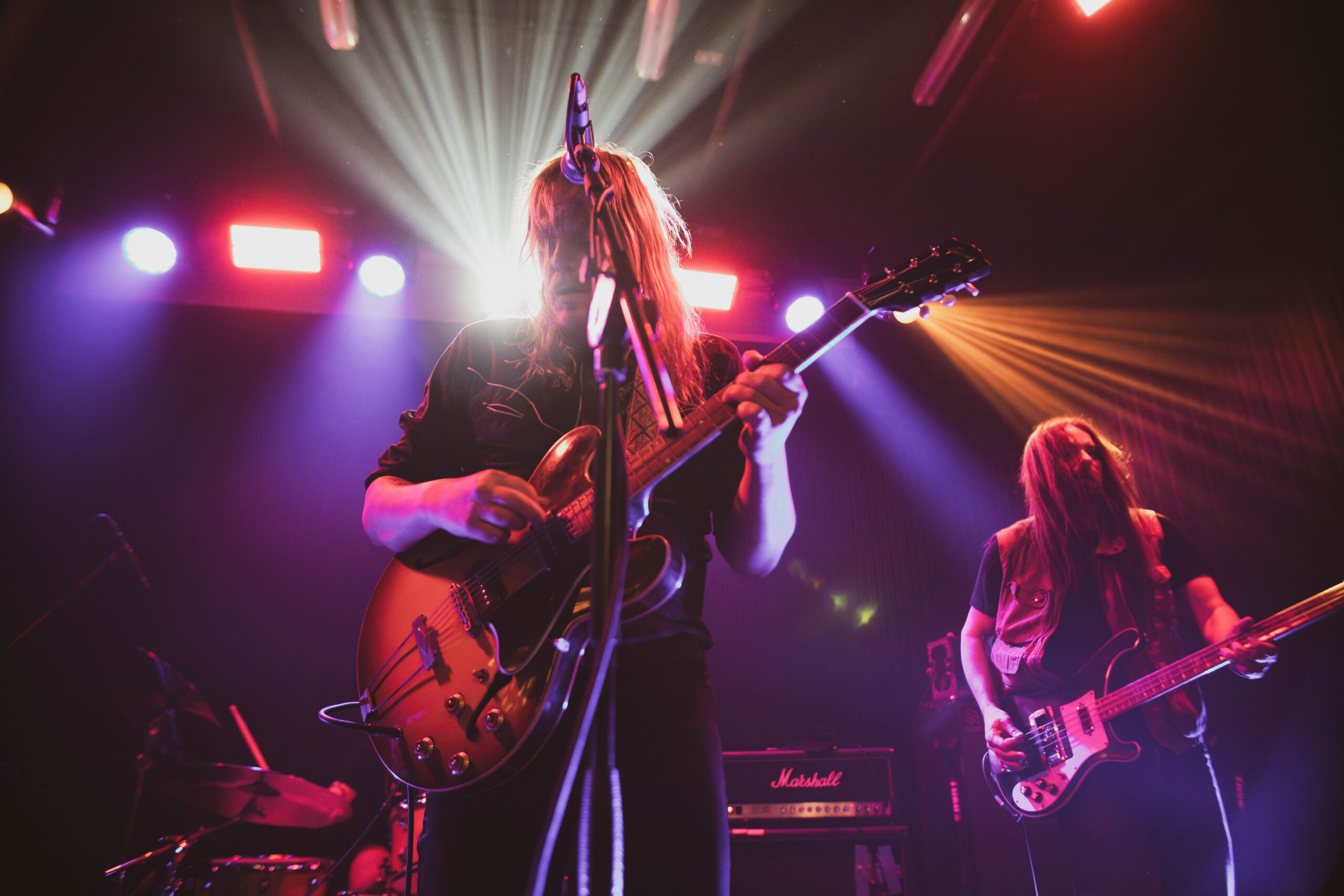 Galería de fotos de Graveyard en Epicentro